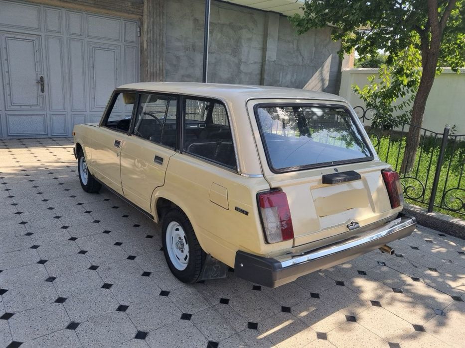Jiguli VAZ 21 04 Avtomobili