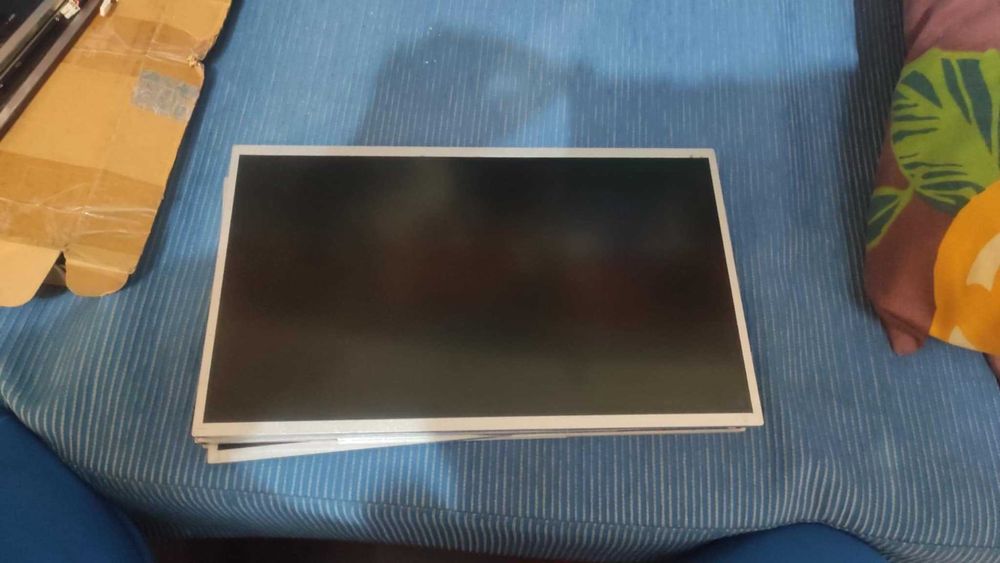 Displaye Pentru Laptop La 200 lei Toate
