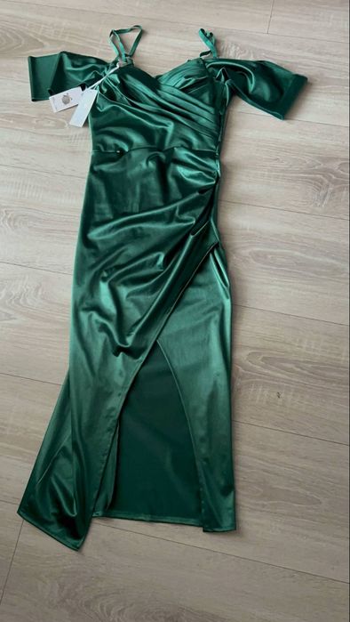 Rochie verde nouă