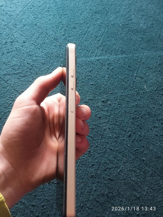 Qaraganda iphoneni vidini beruvchi telefon holati ideal