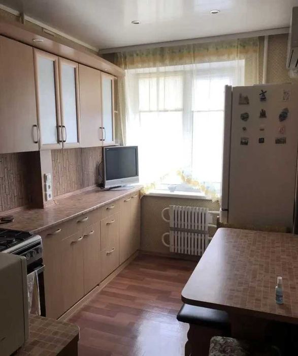 Дава се под наем Двустаен апартамент в София, Център - 63 кв.м за 397.8 € - Снимка #3