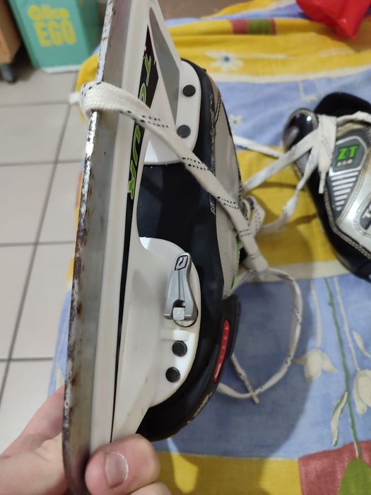 Vind patine Numărul 38