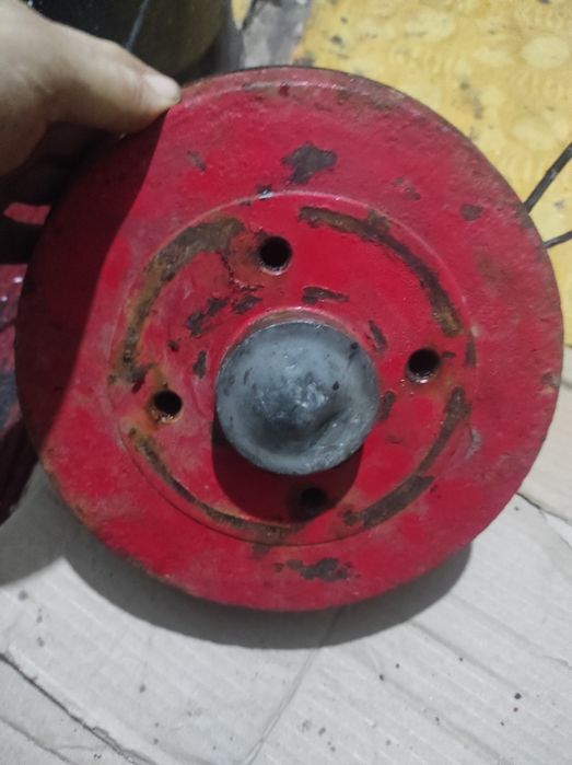 Butuci cu frâna în 4 prezoane