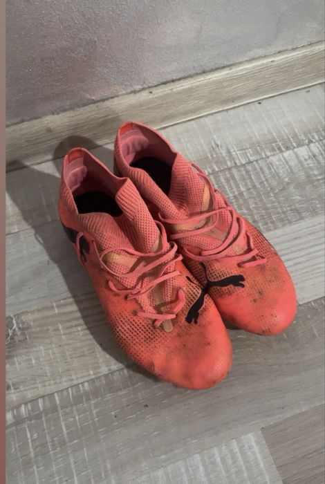 Ghete puma fotbal, de iarba