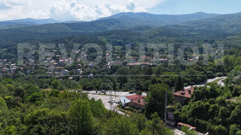 Продава се Парцел в с. Владая, Област София-град - 1494 кв.м за 1 €/кв.м - Снимка #1