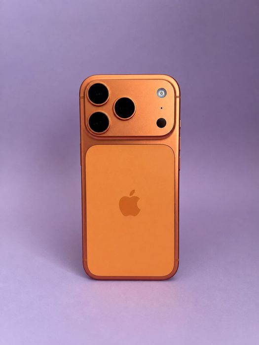 iPhone 17 Pro | Гаранция | Перфектно състояние | 97% | Cosmic Orange | 256GB