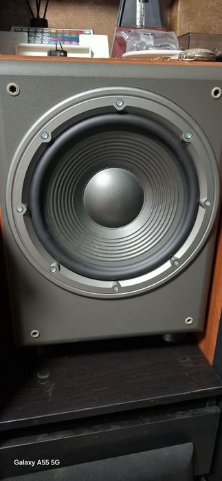 Vand boxe JBL model E80 80 si un subwoofer