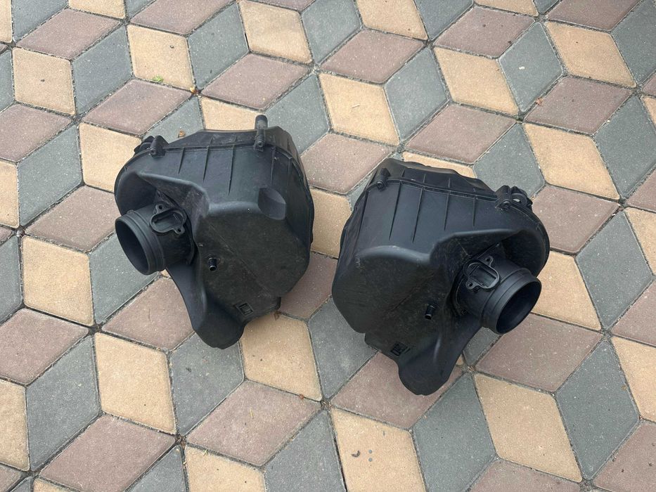 Carcase Filtre Aer AUDI 4.2 TDI / 4.0 TFSI / 4.2 FSI originale