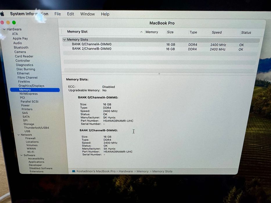 Macbook Pro A1990 32 RAM AMD Pro 560x 4GB , 512 GB SSD ,