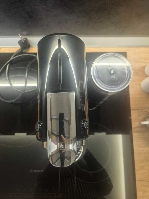 Кафемашина Nespresso Citiz & Milk Black