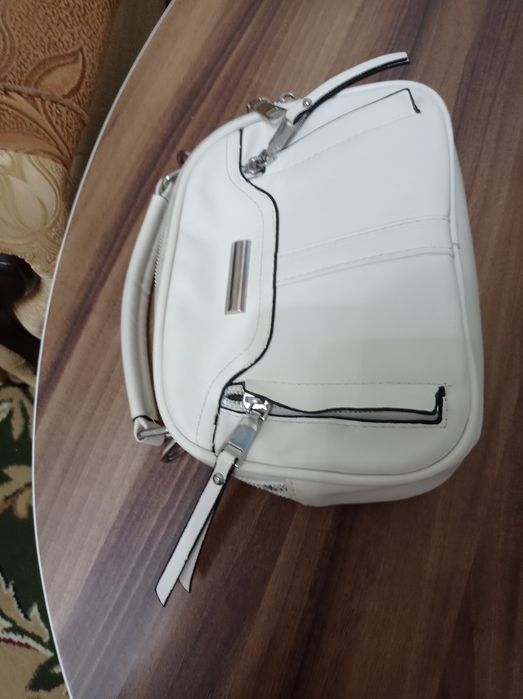 Продам сумки женские