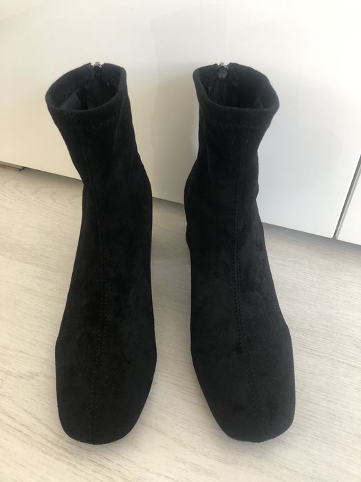 Елегантни боти велур