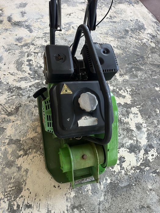 Placa vibratoare 62kg,  4,1kw