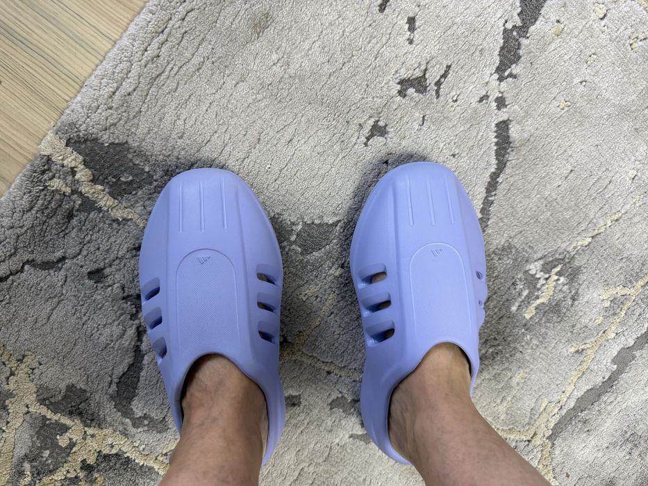 Vand slapi Adidas