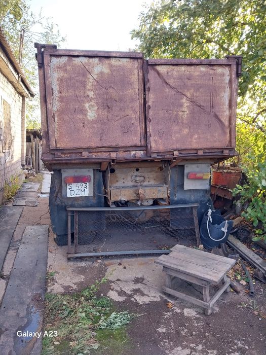 Продам Камаз 55111