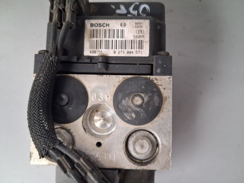 ABS блок Toyota Corolla 2005г.