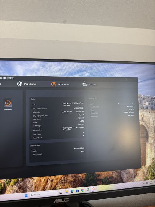 PC Gaming AM5 Ryzen 7 7700X / RTX 3070 8GB / 16GB DDR5 6000MHz / SSD 1TB NVMe / Garanție / AQIRYS Wezen White