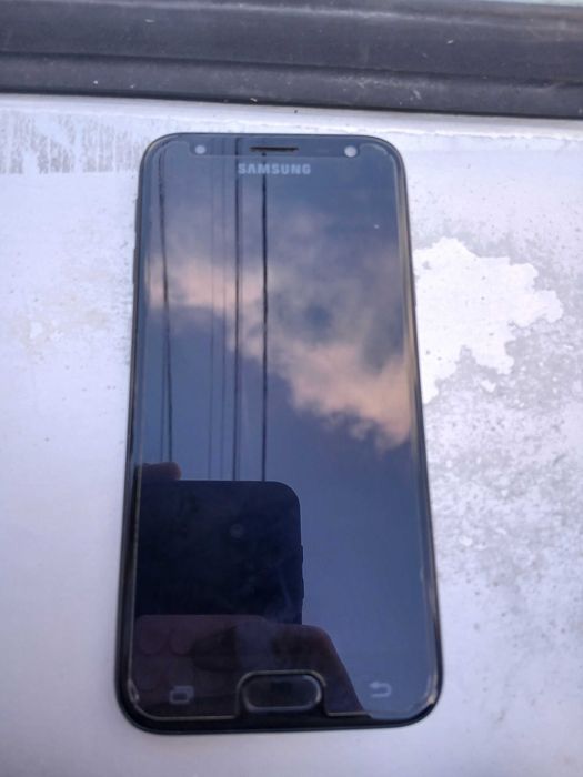 Vand telefoane samsung a3 si samsung j3 2017
