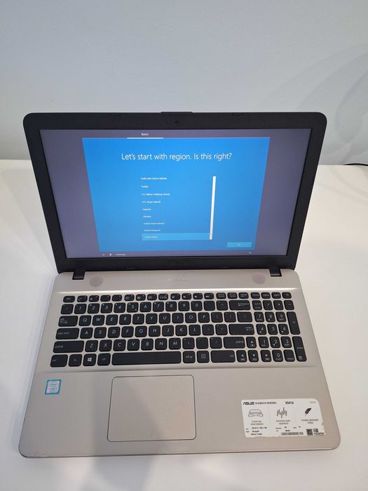 Laptop Asus X541U, 240GB SSD, 4GB RAM, procesor i3