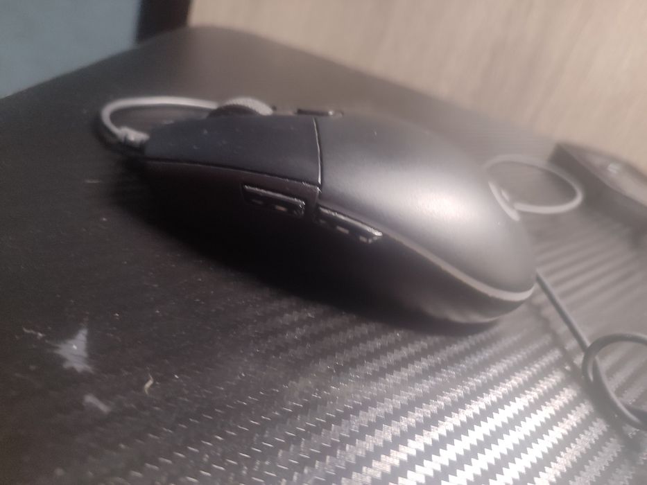 Компьютерная мышка Logitech g102