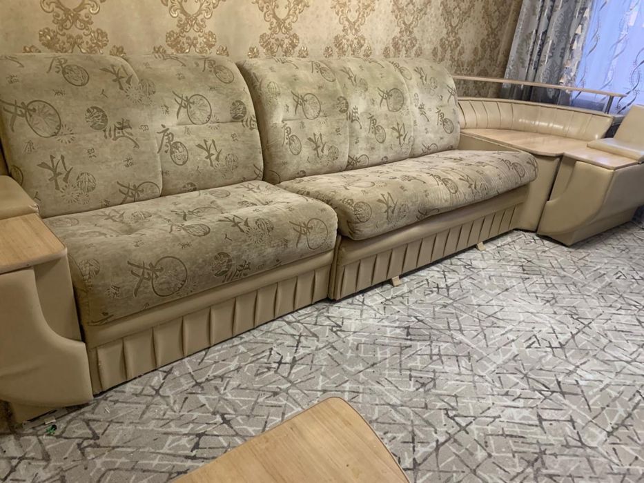 Диван раздвижной с баром самовывоз