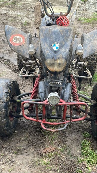 Vand un atv de 125cc