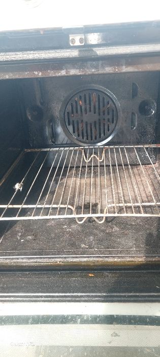 Продам газ плиту