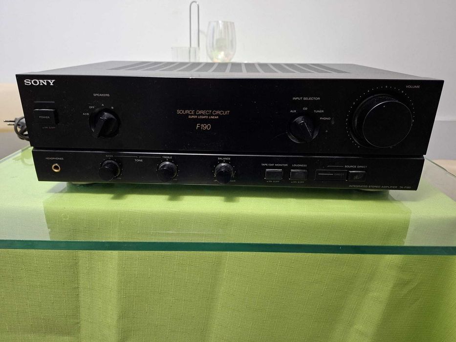 Vand amplificator Sony TA-F190