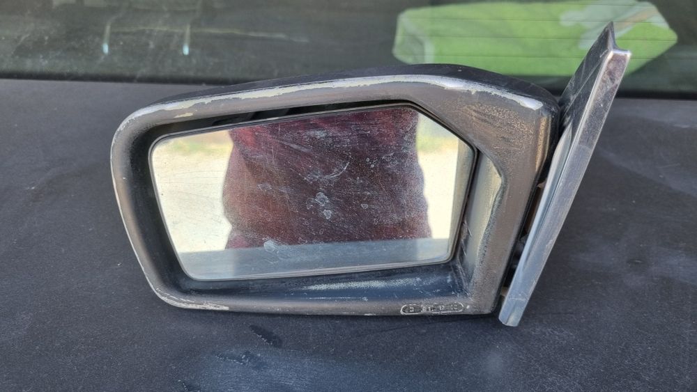 Зеркала боковая для мерседес