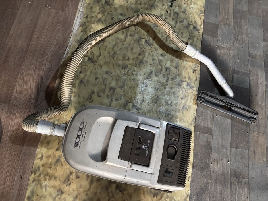 Пылесосы продам и фен