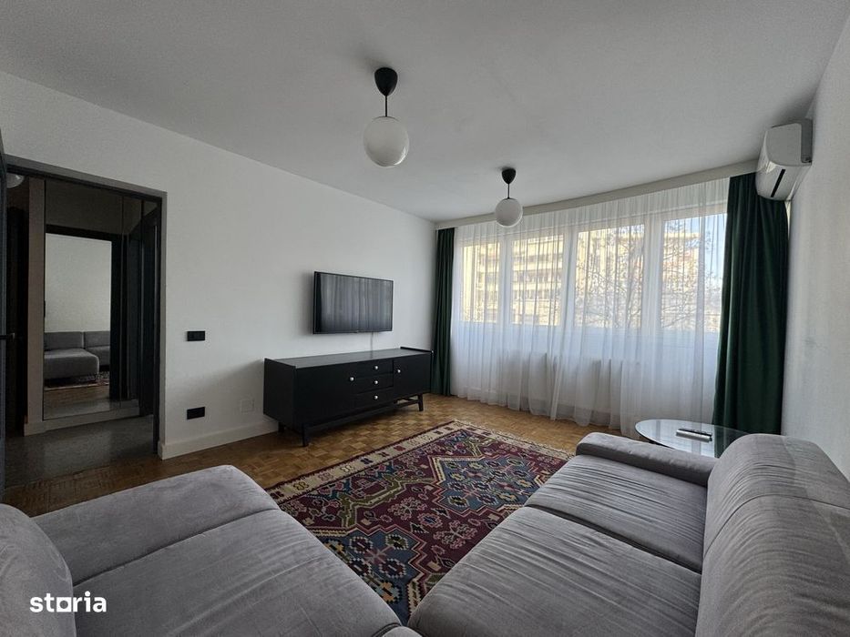 2 Camere Sala Palatului, Lângă Parcul Cișmigiu, Complet Renovate și Mo