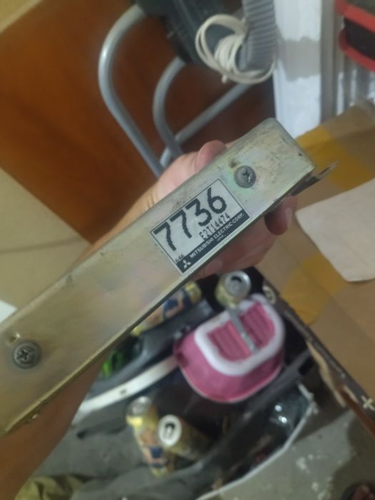 Продам комп от Митсубиси галант переходка 92г
