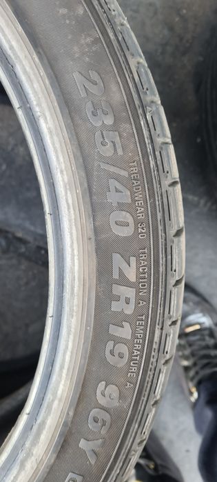 Гуми 235 40 19 дот 21