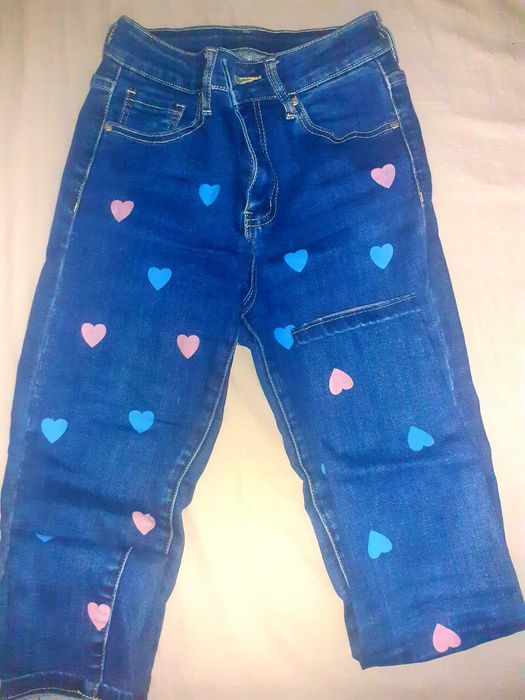 Дънки със сърчица