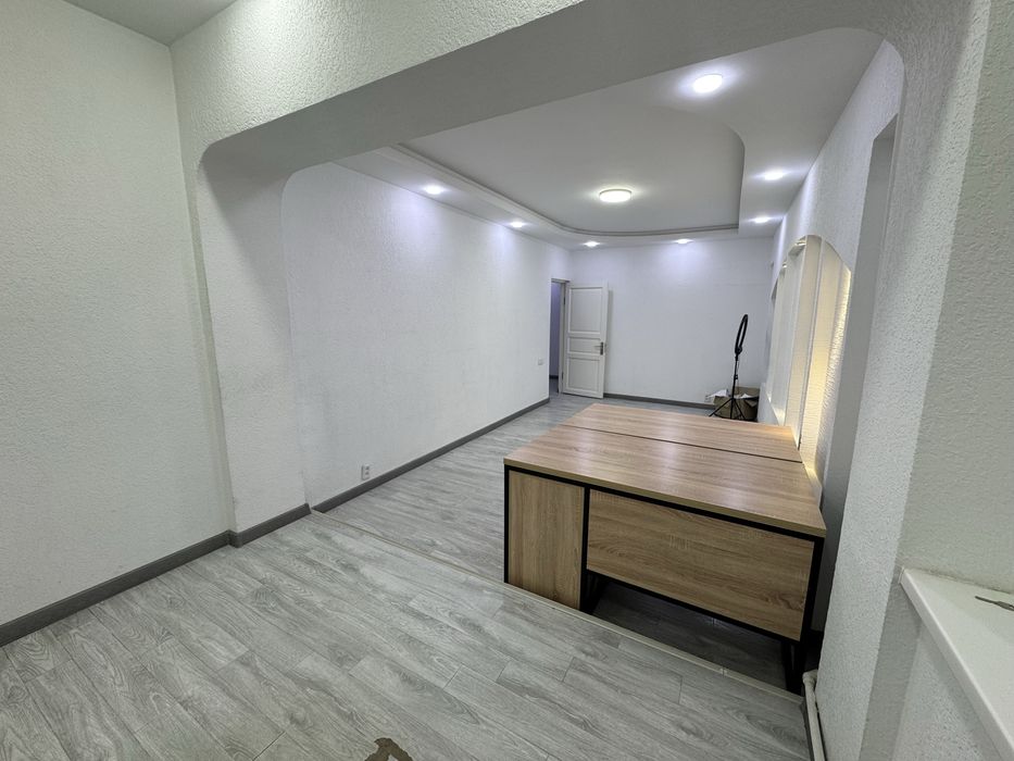 Сдается в аренду офис 100кв в Центре Ц4