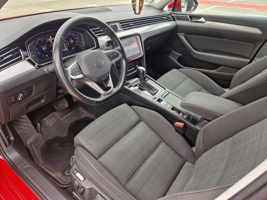 Volkswagen  Passat break rosu