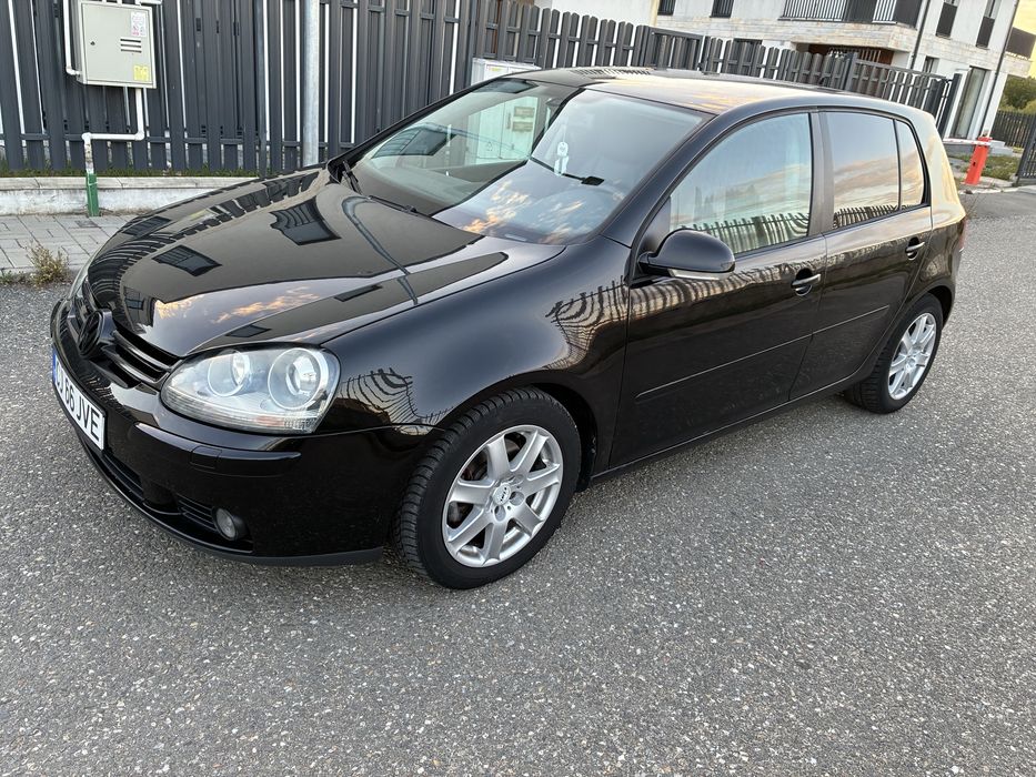 VOLKSWAGEN Golf 2004 — imagine 1