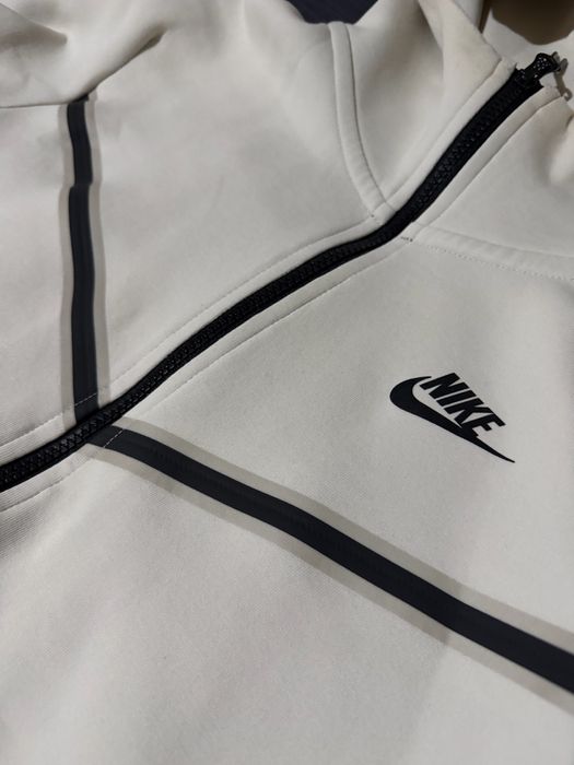 Nike Tech Fleece !!СПЕШНО!! !!ОРИГИНАЛЕН!!