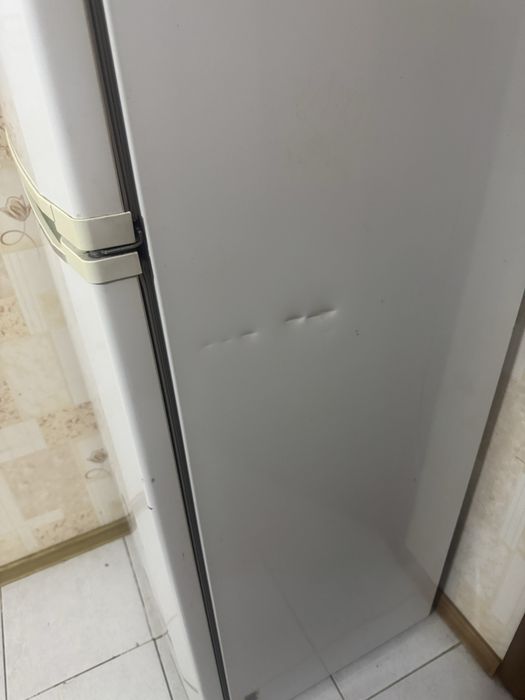 Продам холодильник LG