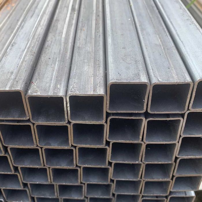 Труба квадратный металлическая доступен во всех размерах.