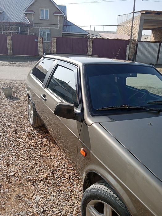 Машина ВАЗ 21 08