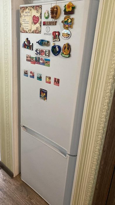 Продам холодильник б/у