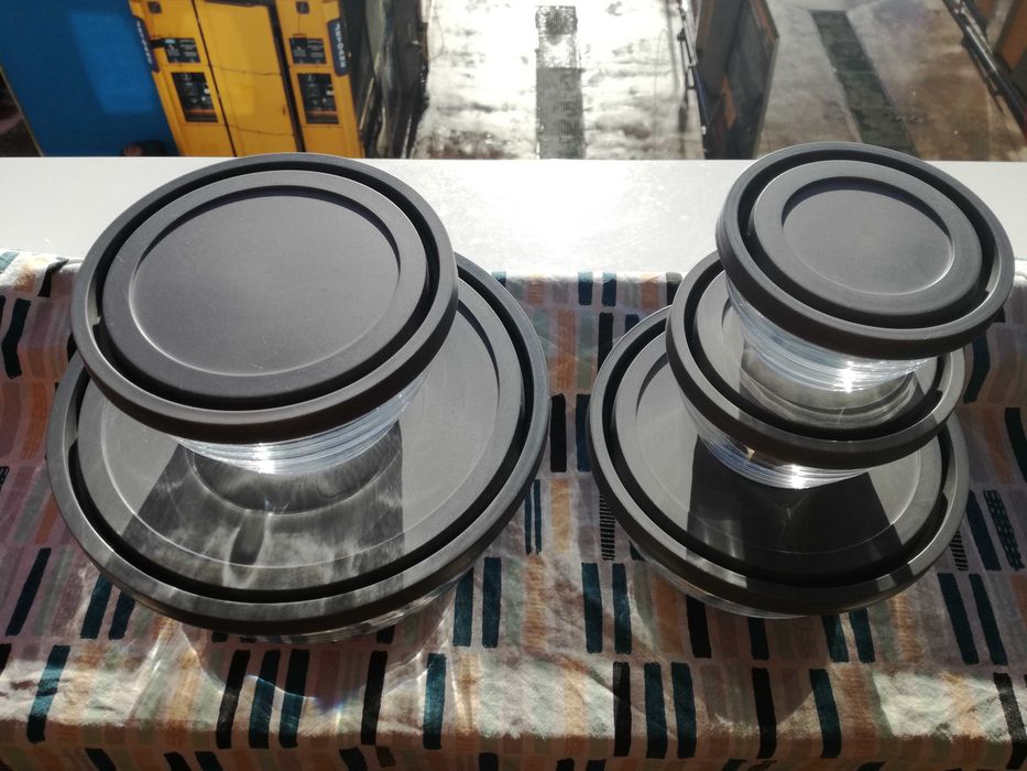 Set de 5 Boluri din Sticla cu capac din plastic +++ Inchidere ermetica +++ CADOU