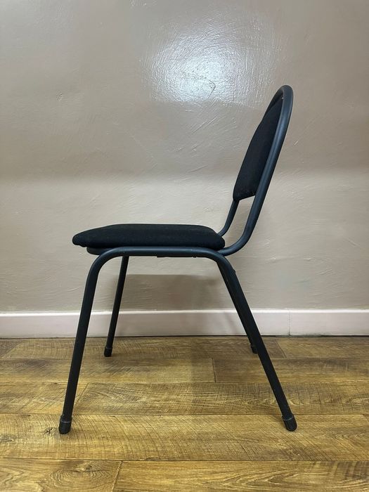 Стул.  офисный черный