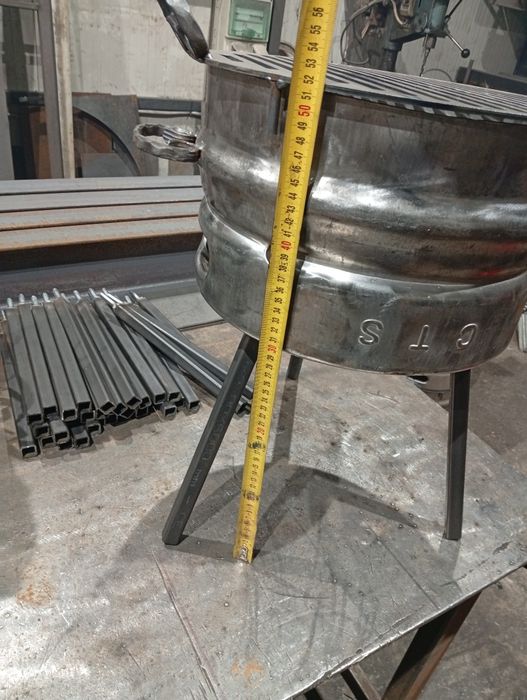 Grătar rotund din butoi de bere( inox)