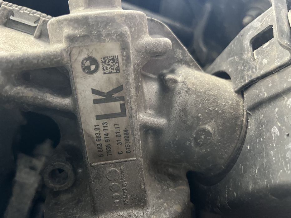 Vand caseta directie f30 / f20 seria 3 2017 cu defect