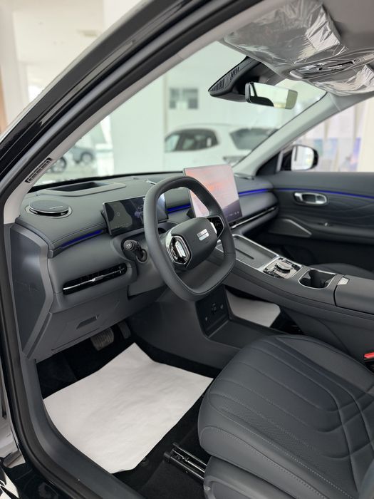 Geely EX5 EM-i.