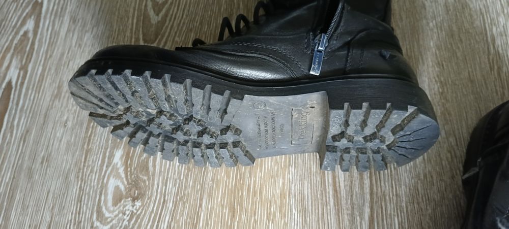 Берцы 41 р. натуральная кожа