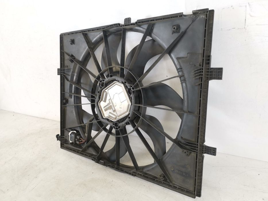 Вентилатор за охлаждане на радиатор Мерцедес-Бенц / Mercedes-Benz S-Cl