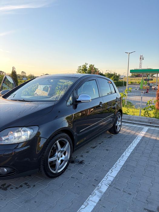 Volkswagen golf 5 plus